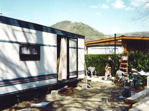 MOBILE-HOME